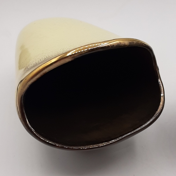 Pair of Vintage Handmade Unique Ceramic Horns on Stand Glazed Gold Trim - Picture 8 of 8